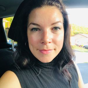 Meet your Posher, Carli